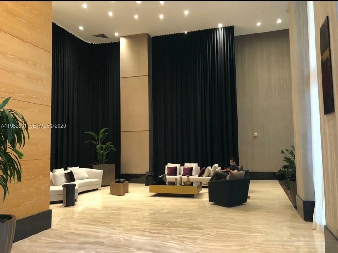 950 N Brickell Bay Dr #3002, Miami FL 33131