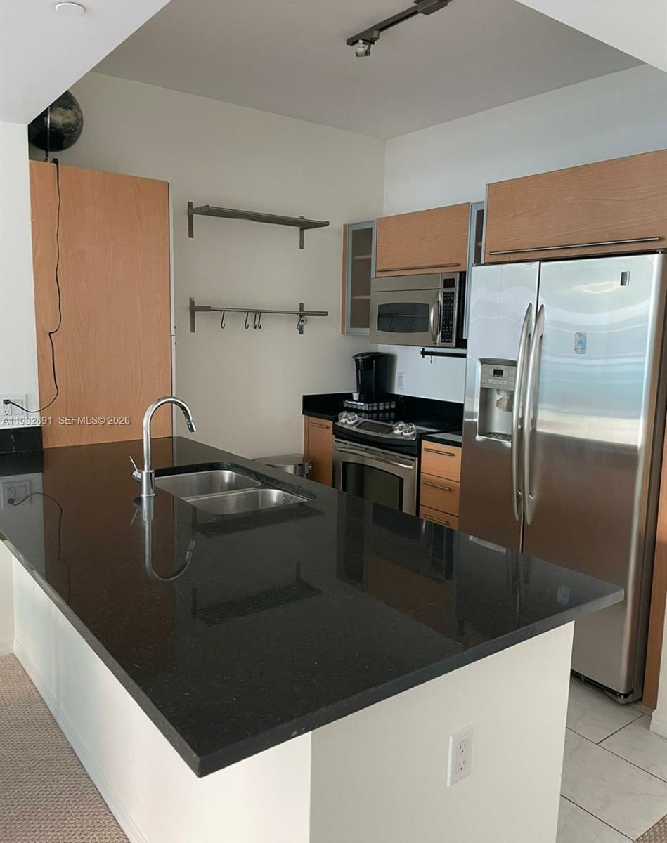 950 N Brickell Bay Dr #3002, Miami FL 33131
