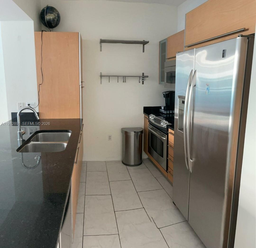 950 N Brickell Bay Dr #3002, Miami FL 33131