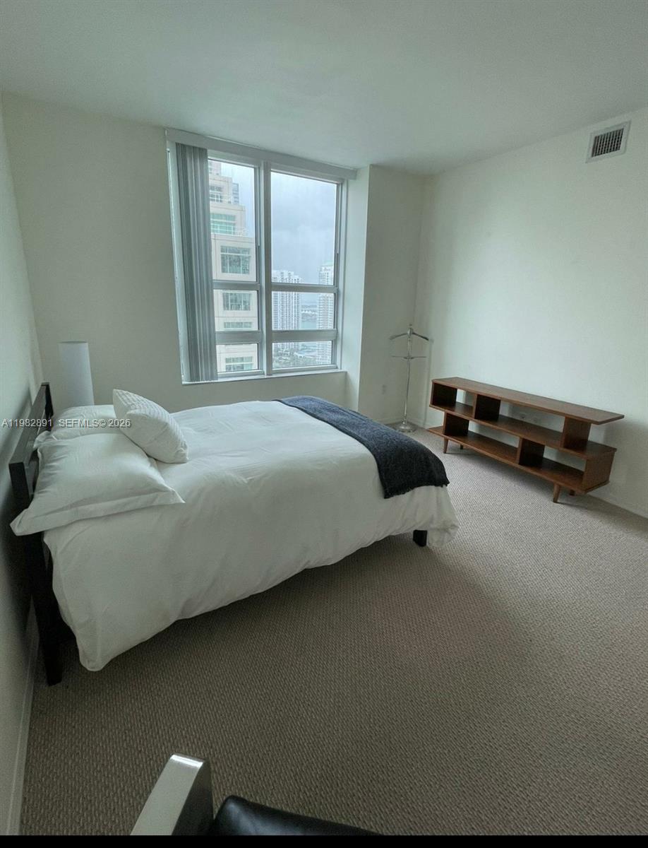 950 N Brickell Bay Dr #3002, Miami FL 33131