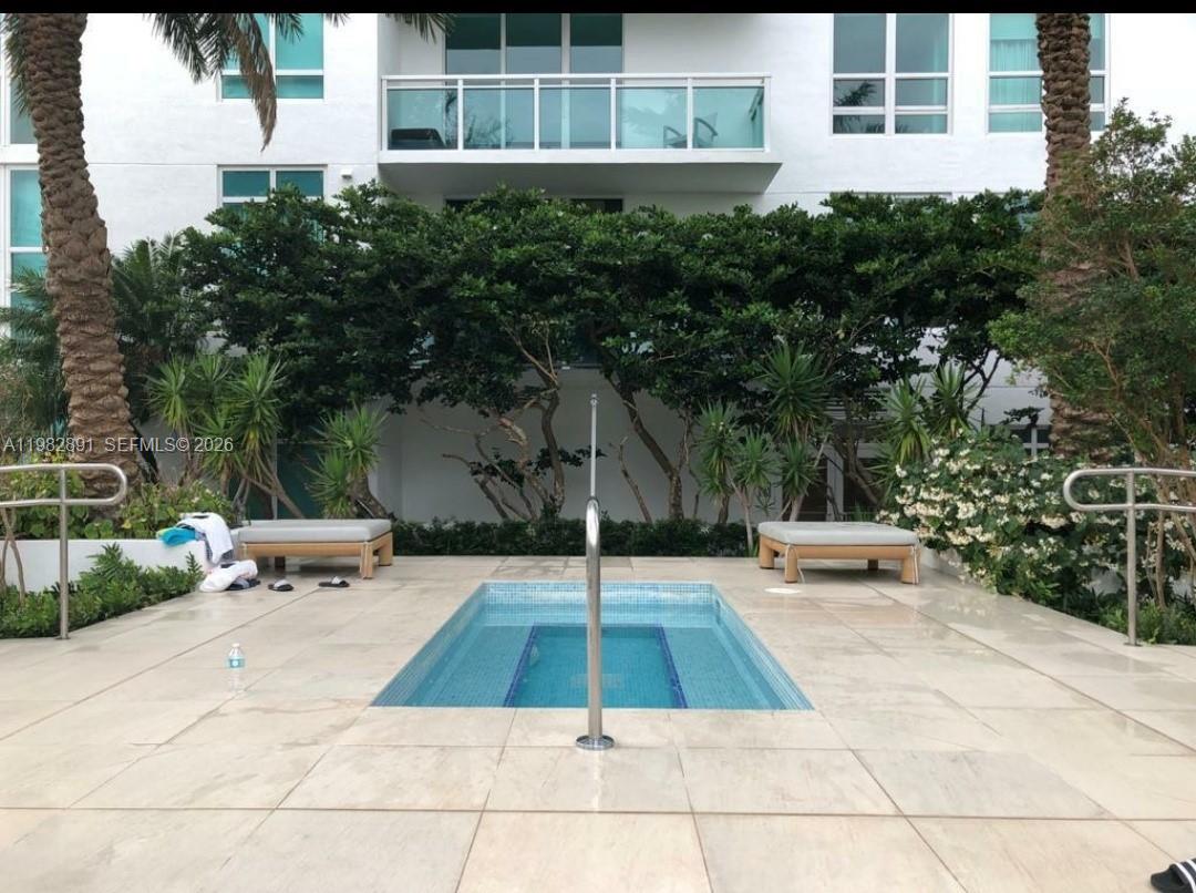 950 N Brickell Bay Dr #3002, Miami FL 33131