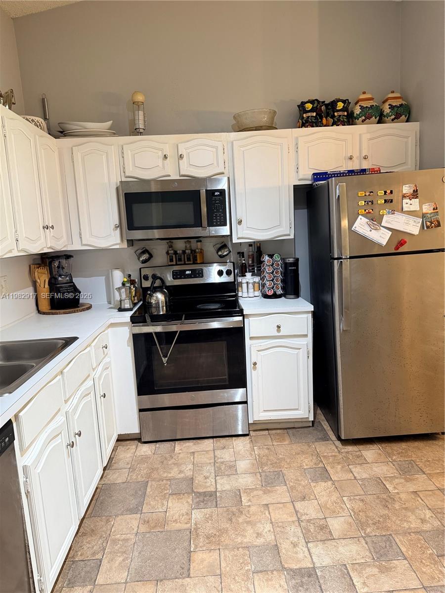 9963 Baywater Dr, Boca Raton FL 33496