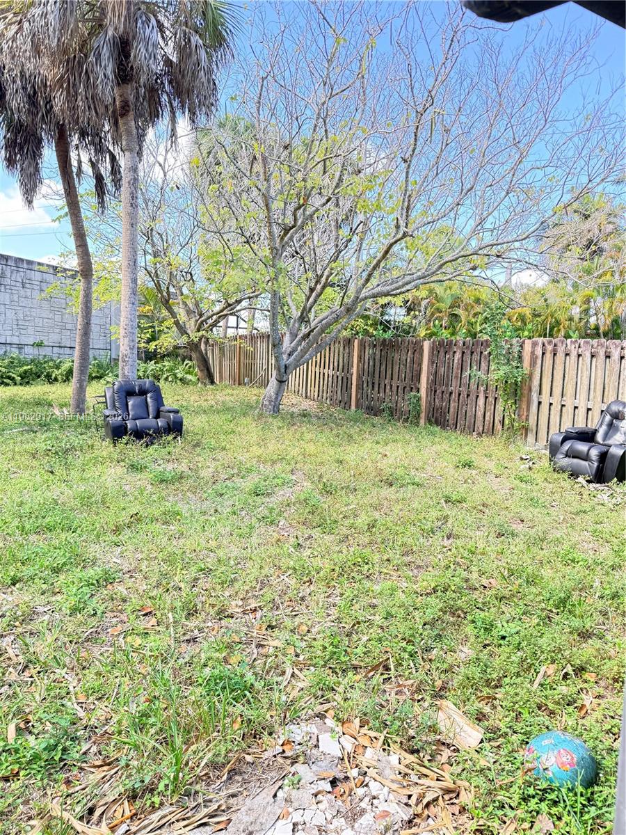 9963 Baywater Dr, Boca Raton FL 33496