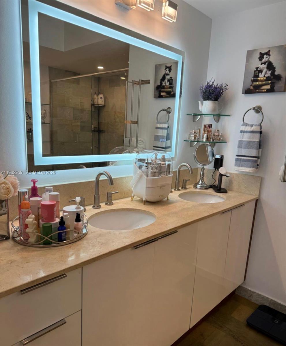 2641 N Flamingo Rd #1505N, Sunrise FL 33323
