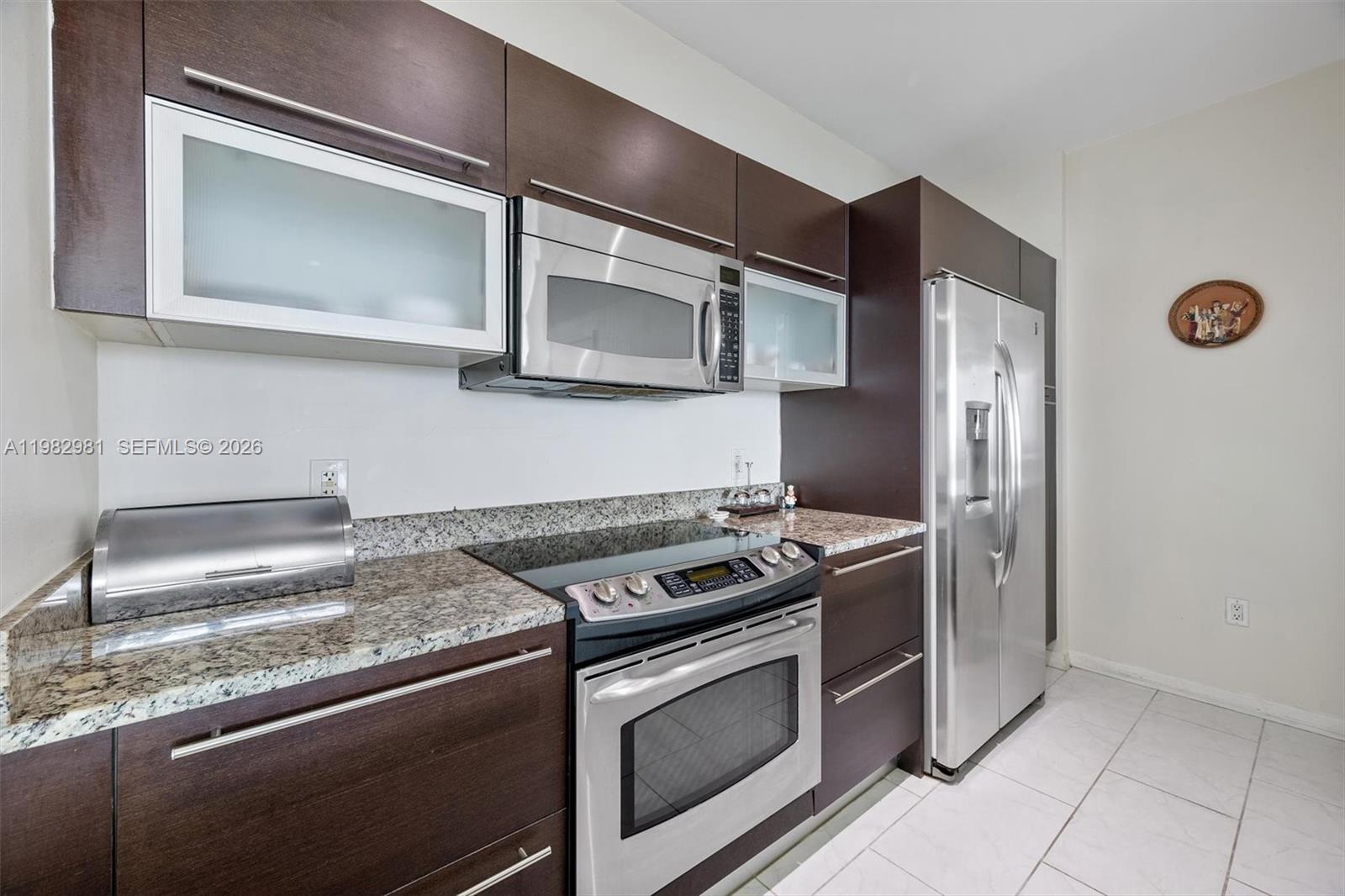 951 Brickell Ave #1806, Miami FL 33131
