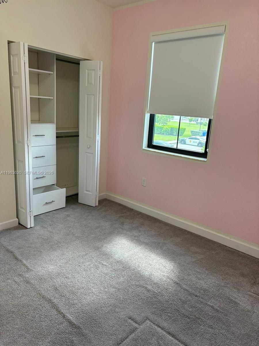 3337 W 105th Ter, Hialeah FL 33018