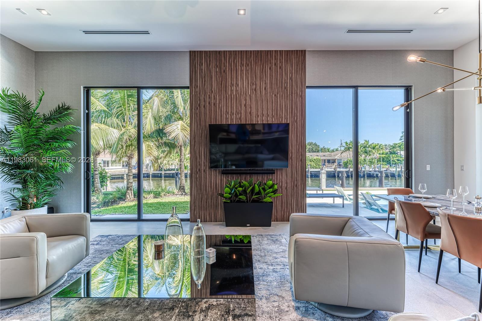 2817 NE 35th St, Fort Lauderdale FL 33306