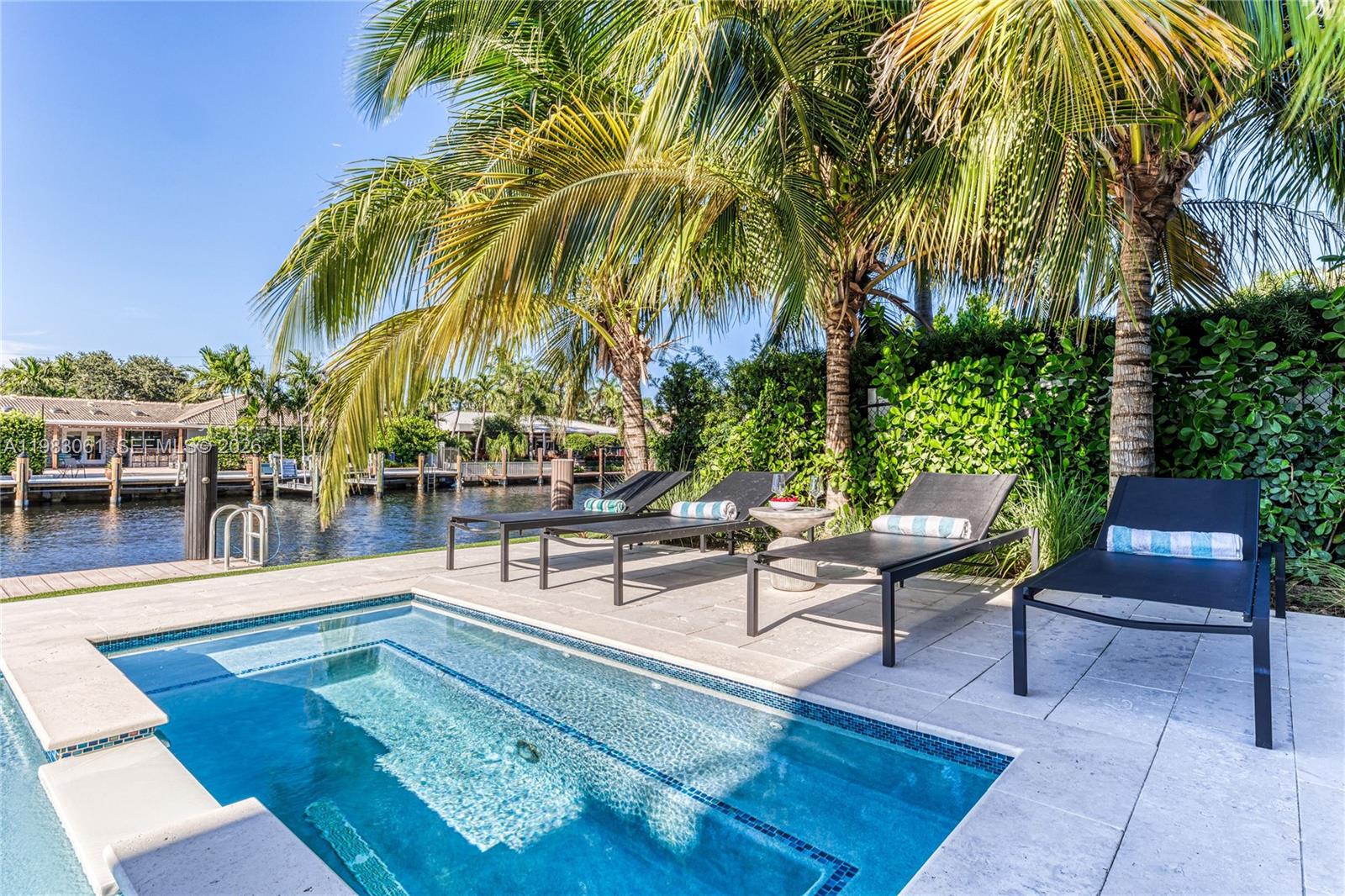 2817 NE 35th St, Fort Lauderdale FL 33306