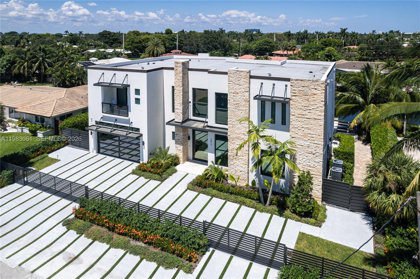 2817 NE 35th St, Fort Lauderdale FL 33306