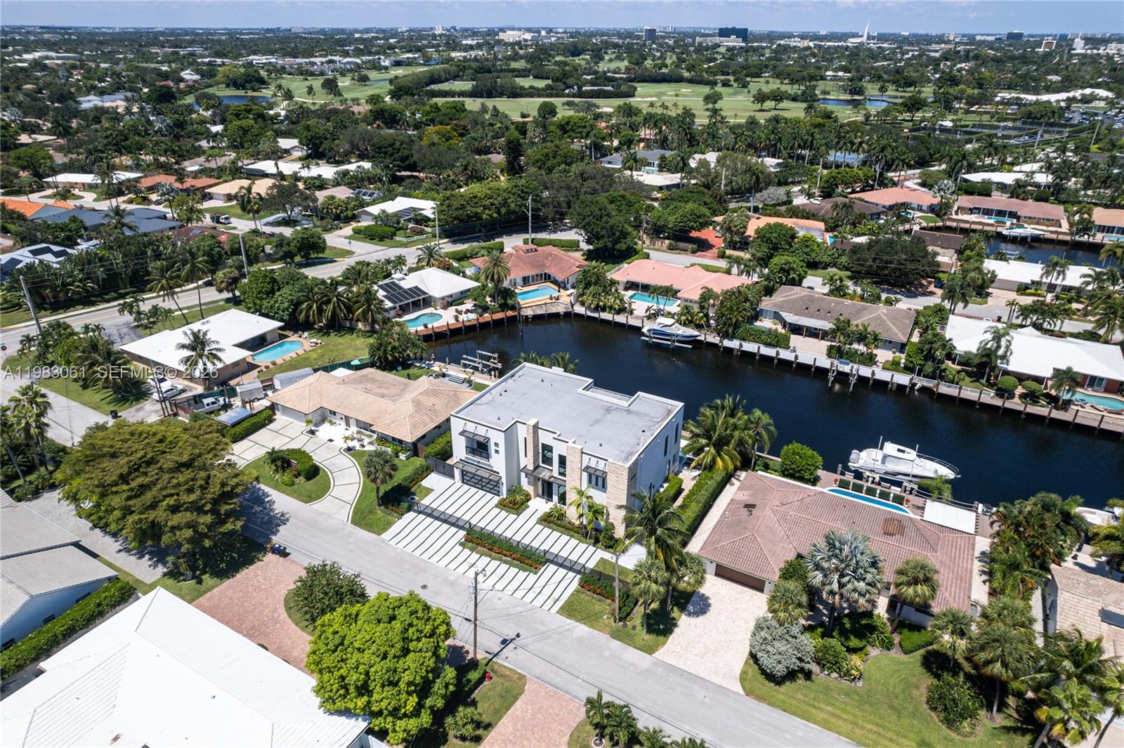 2817 NE 35th St, Fort Lauderdale FL 33306