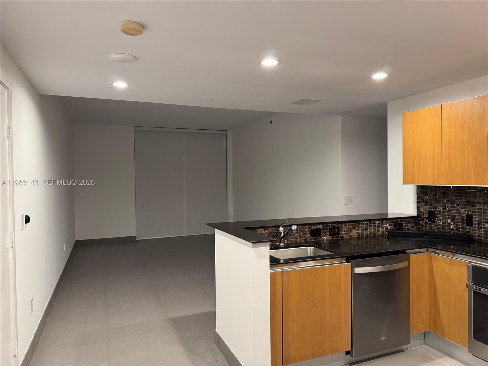 1060 Brickell Ave #1707, Miami FL 33131