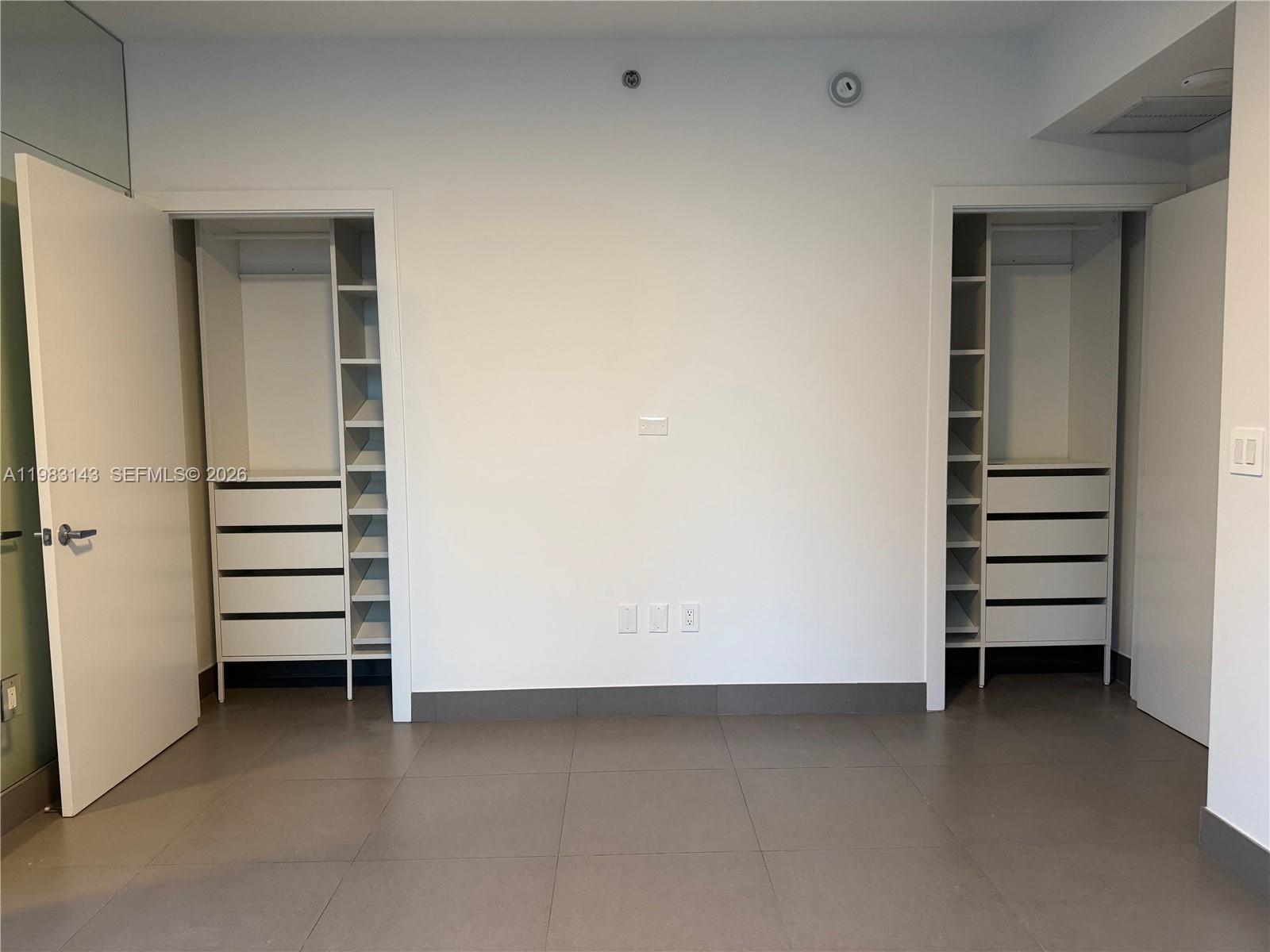 1060 Brickell Ave #1707, Miami FL 33131