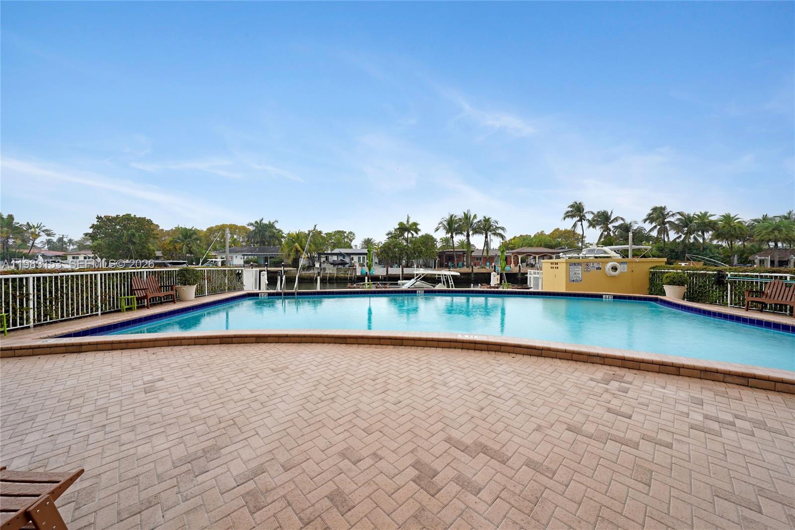 2000 NE 135th St #1010, North Miami FL 33181