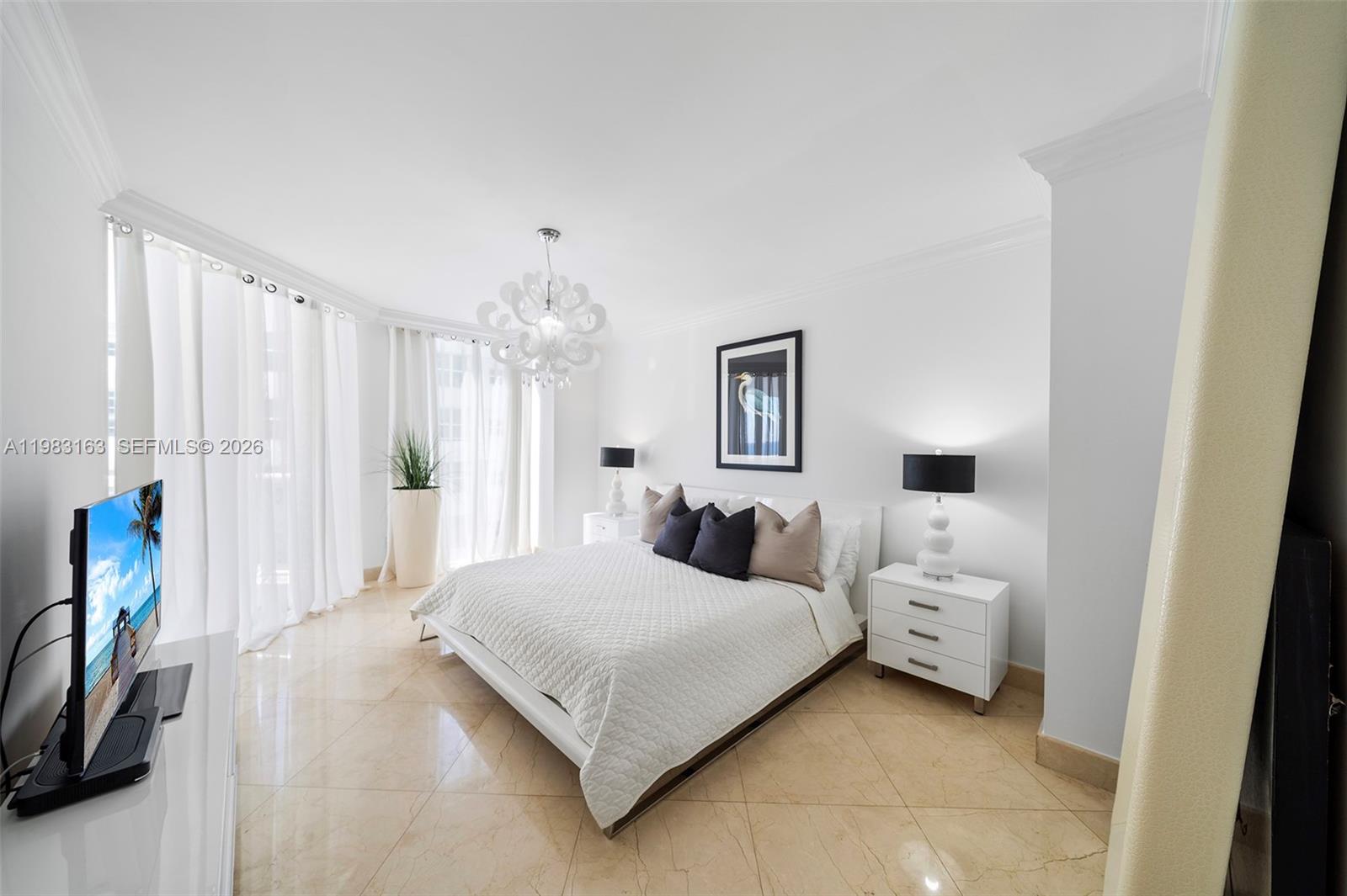 4775 Collins Ave #1504, Miami Beach FL 33140
