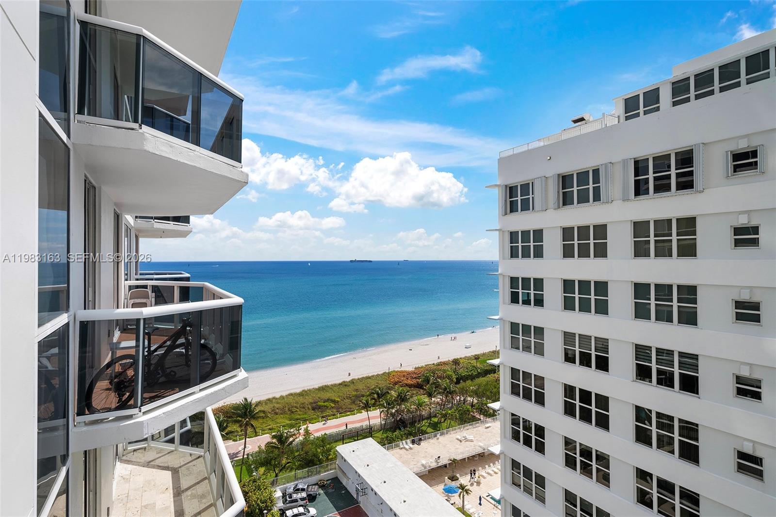 4775 Collins Ave #1504, Miami Beach FL 33140