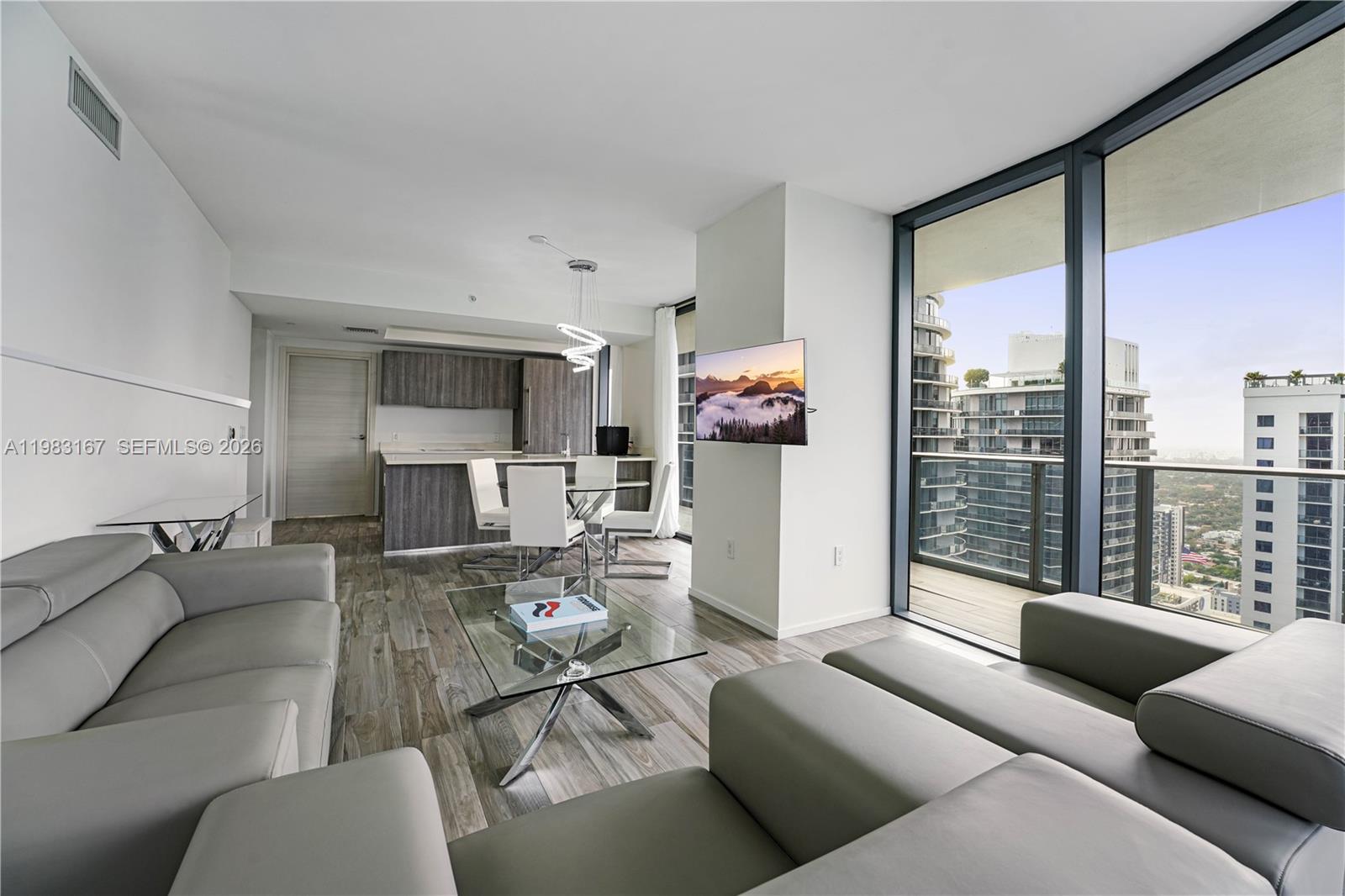 801 S Miami Ave #4509, Miami FL 33130