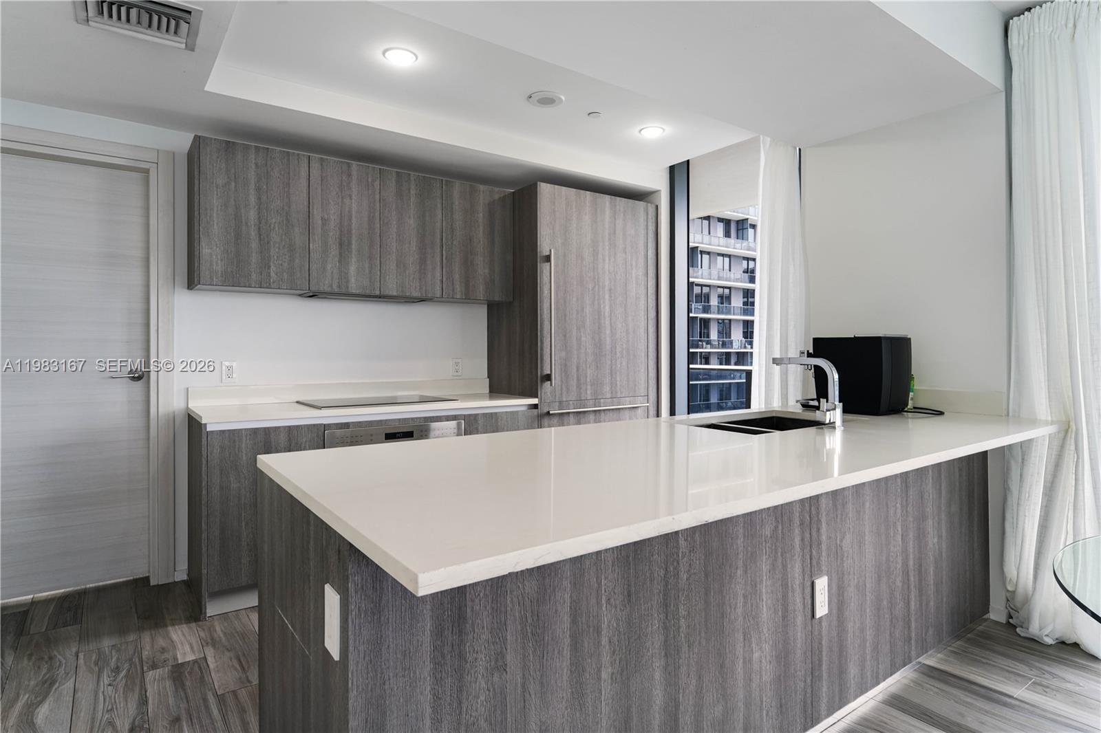 801 S Miami Ave #4509, Miami FL 33130