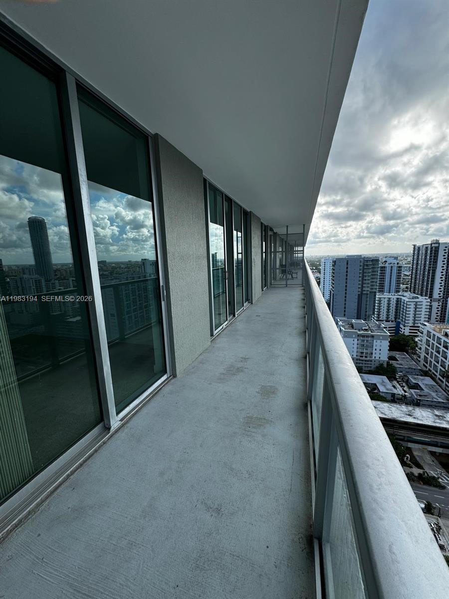 1111 SW 1st Ave #3122-N, Miami FL 33130