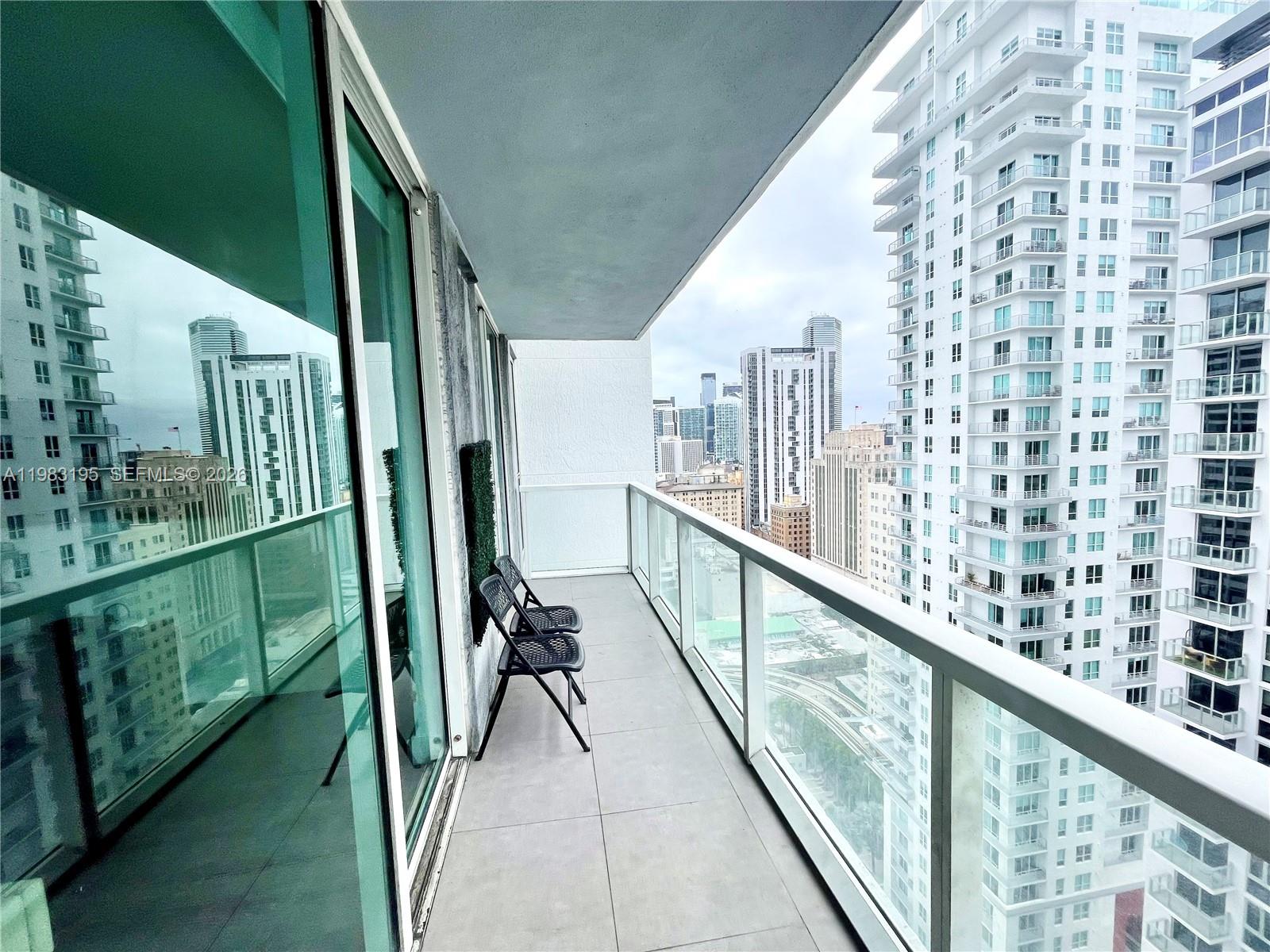 253 NE 2nd St #2506, Miami FL 33132