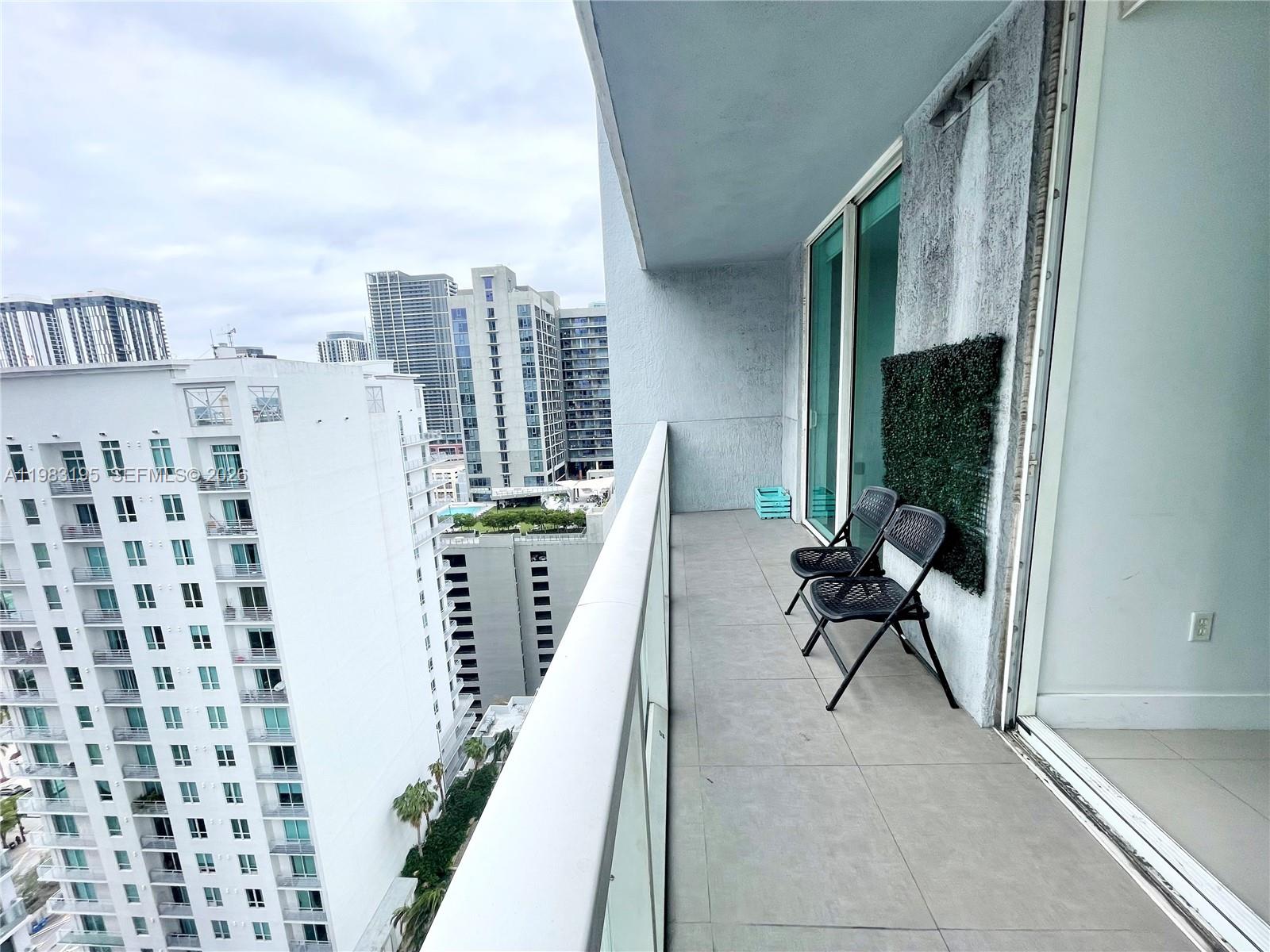 253 NE 2nd St #2506, Miami FL 33132