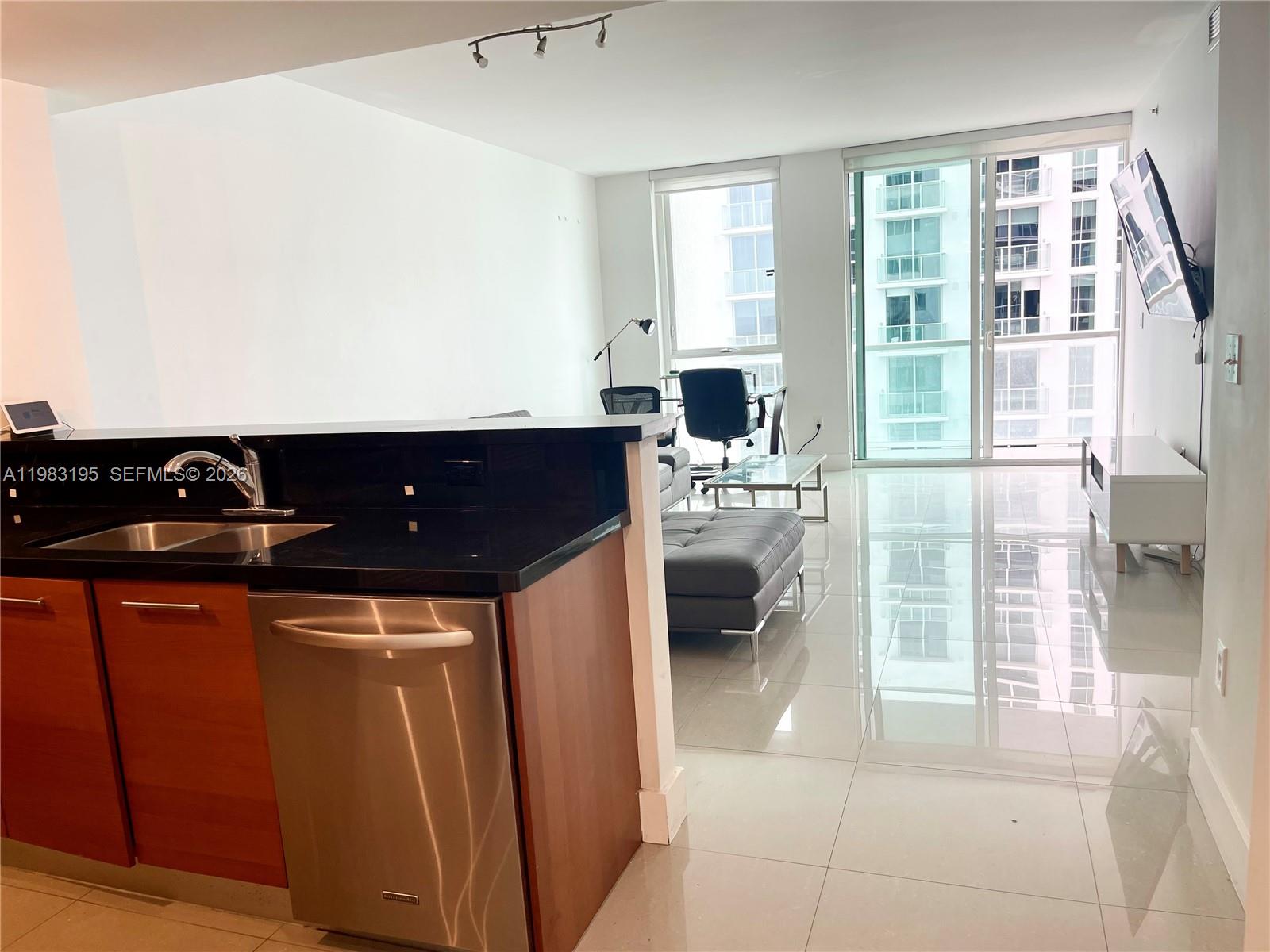 253 NE 2nd St #2506, Miami FL 33132