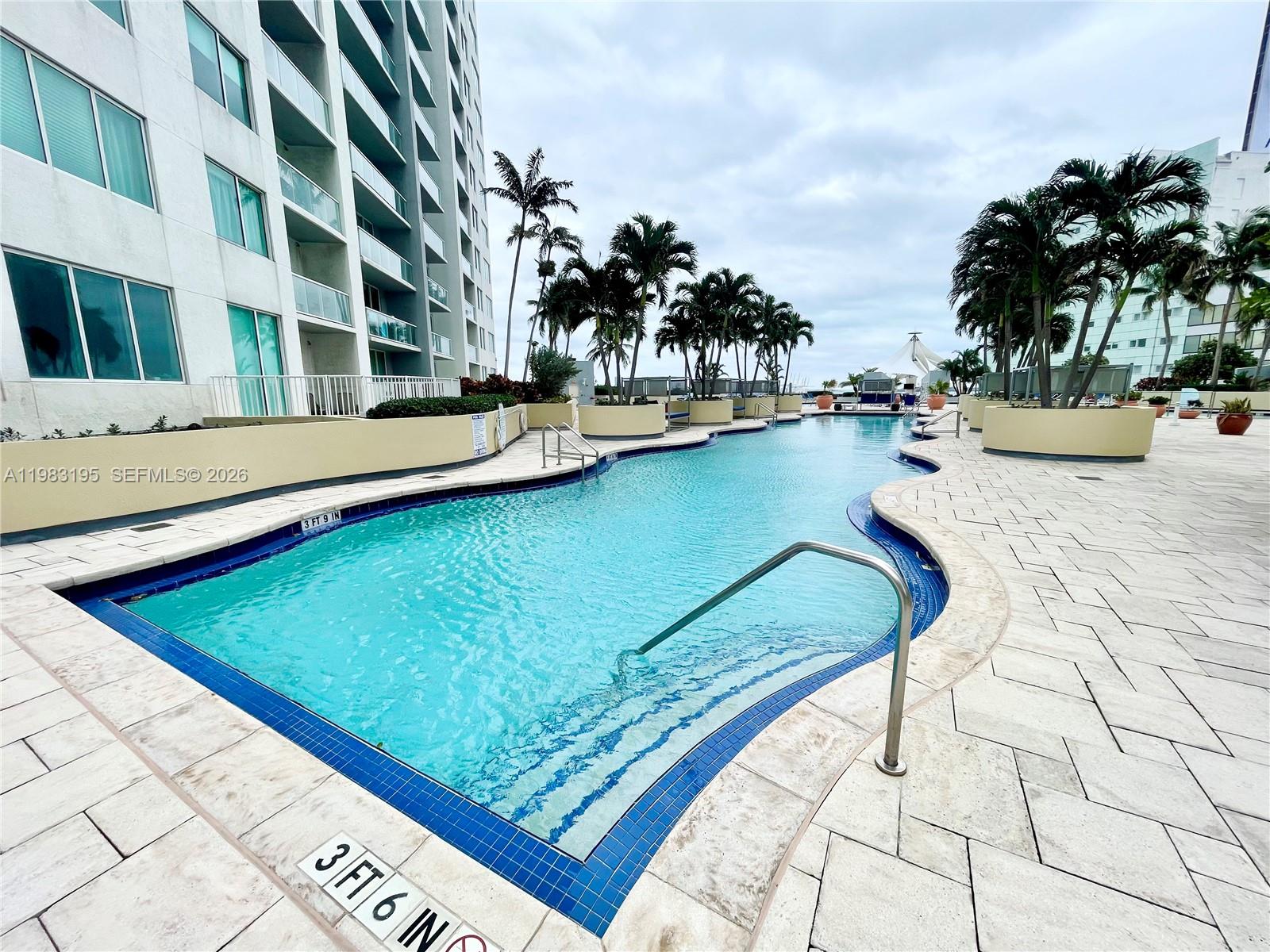 253 NE 2nd St #2506, Miami FL 33132