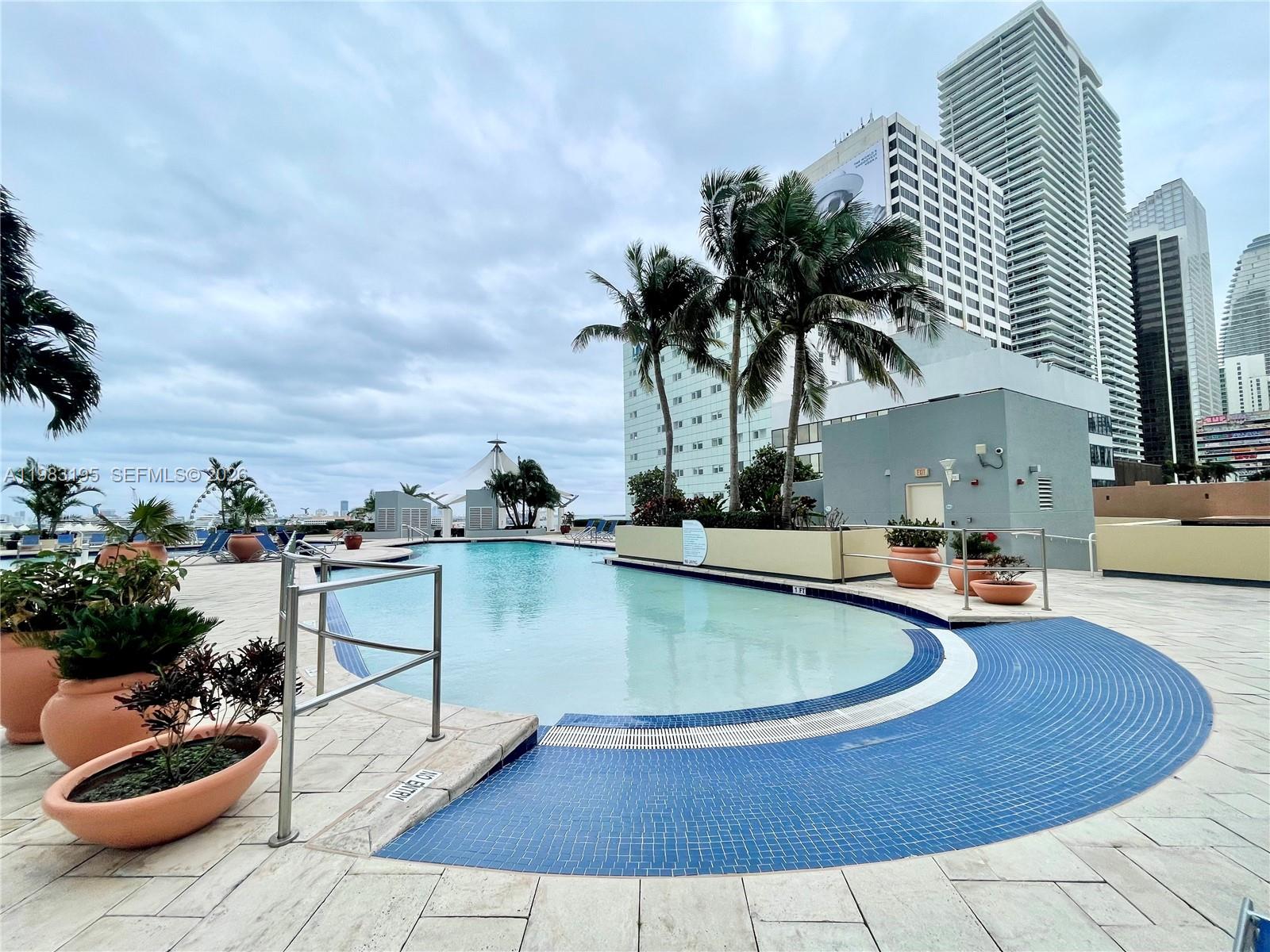 253 NE 2nd St #2506, Miami FL 33132