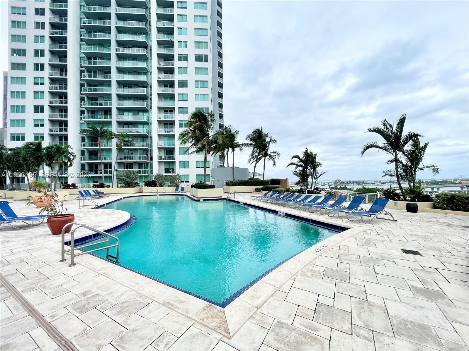 253 NE 2nd St #2506, Miami FL 33132