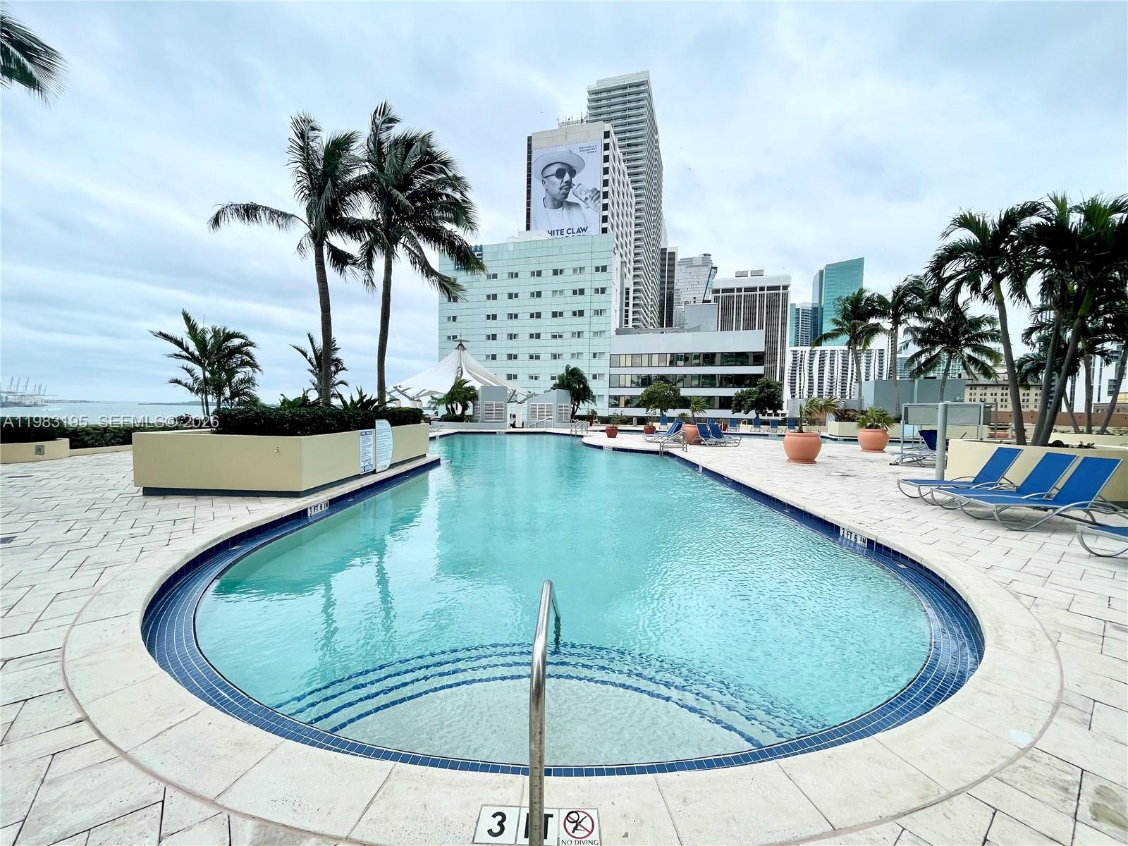 253 NE 2nd St #2506, Miami FL 33132