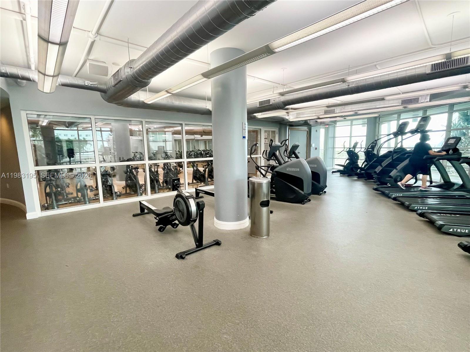 253 NE 2nd St #2506, Miami FL 33132