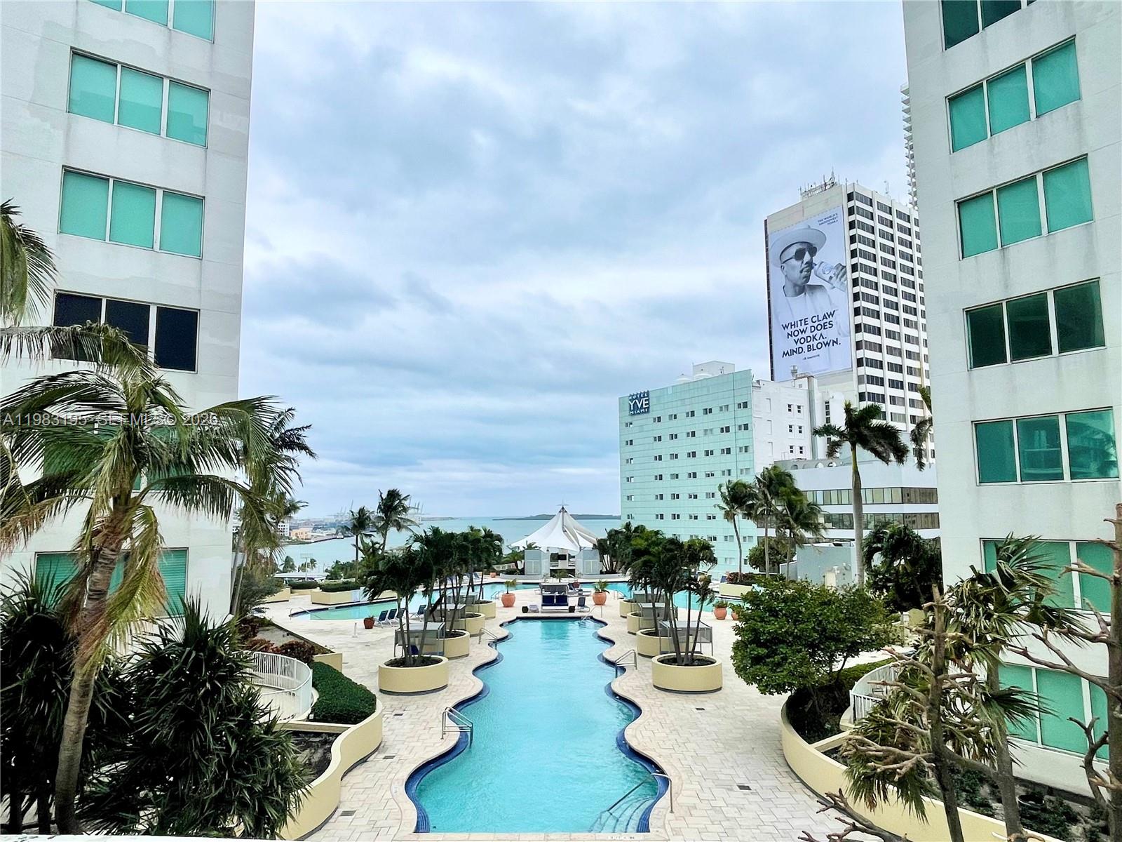 253 NE 2nd St #2506, Miami FL 33132
