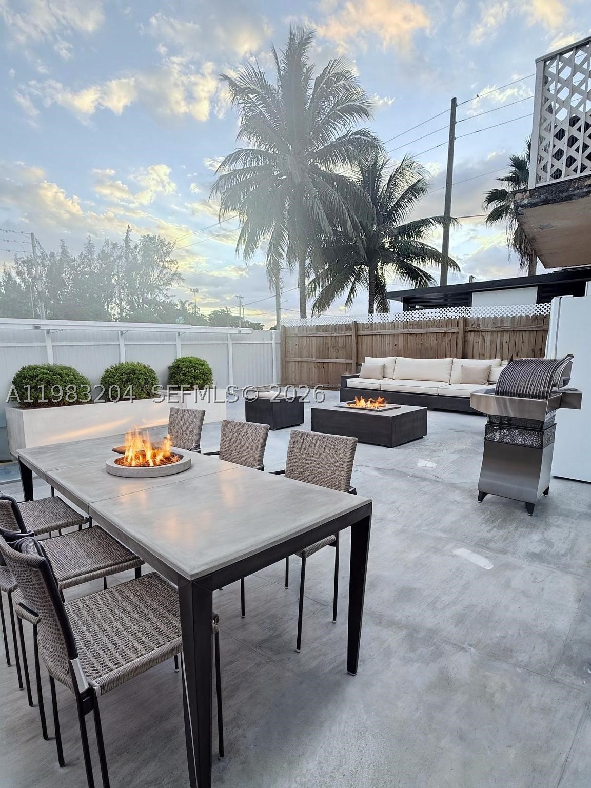 6801 W 36th Ave #102, Hialeah FL 33018