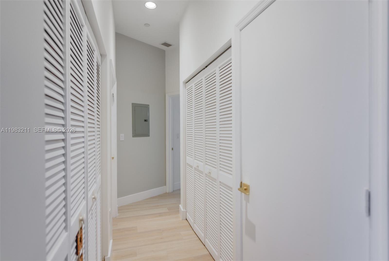 19501 W Country Club Dr #211, Aventura FL 33180