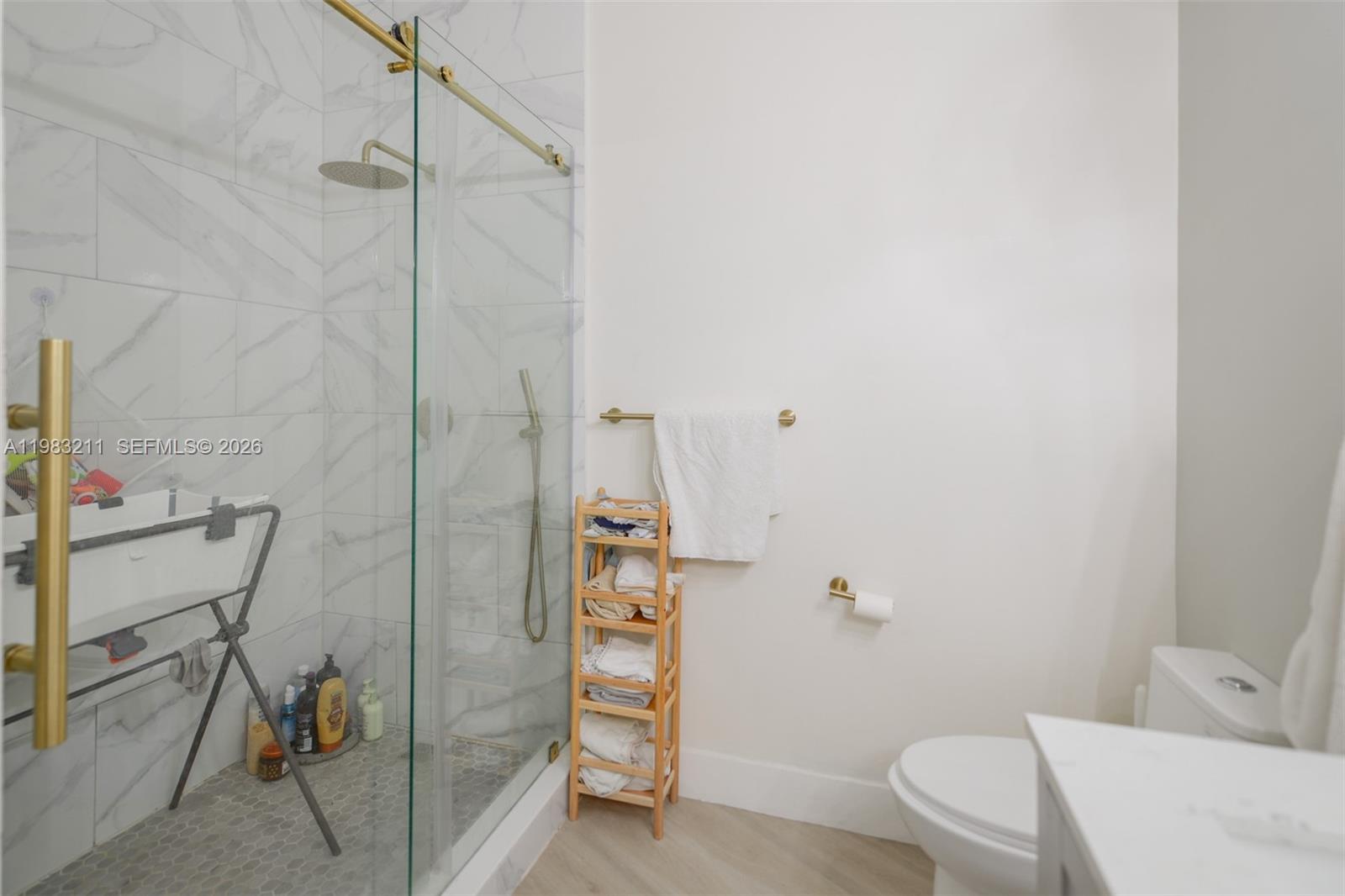 19501 W Country Club Dr #211, Aventura FL 33180