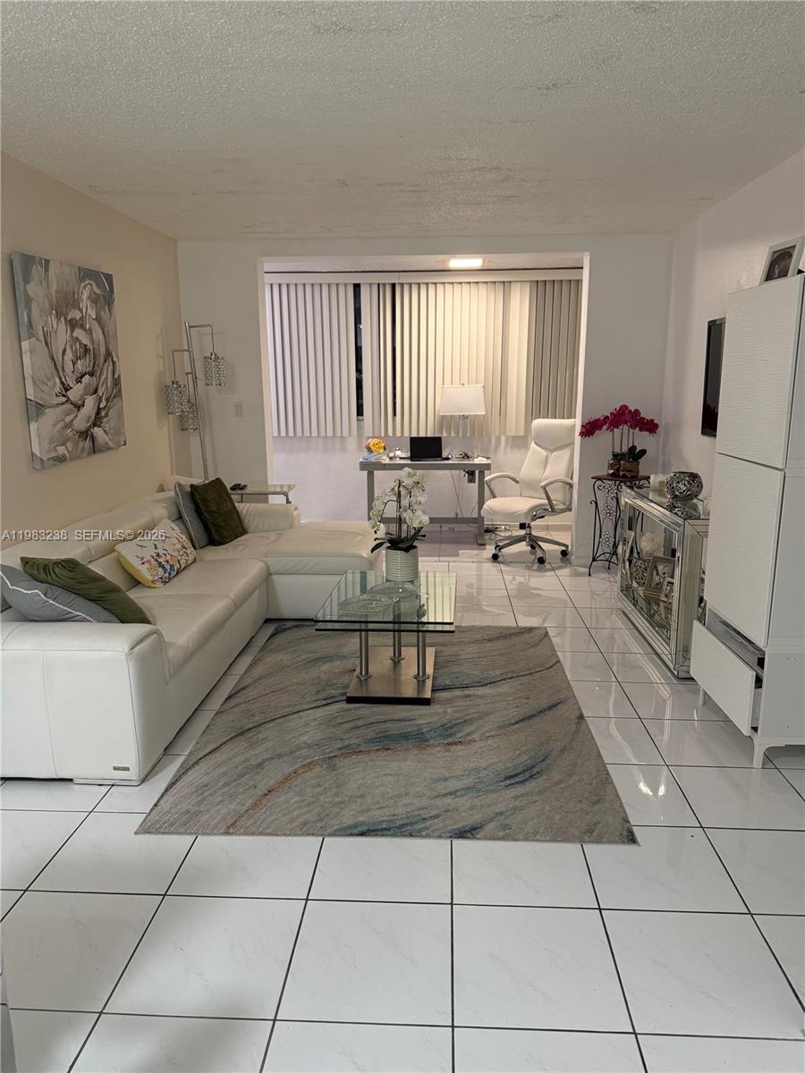 5033 NW 7th St #312, Miami FL 33126