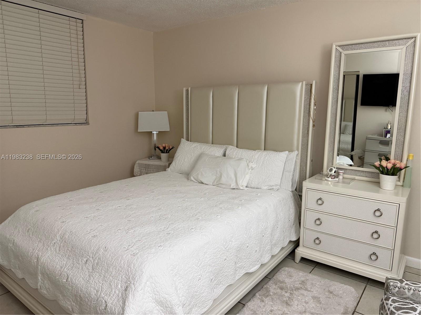 5033 NW 7th St #312, Miami FL 33126
