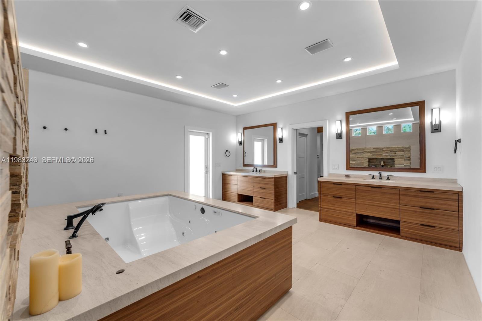 8967 SW 117th St, Miami FL 33176