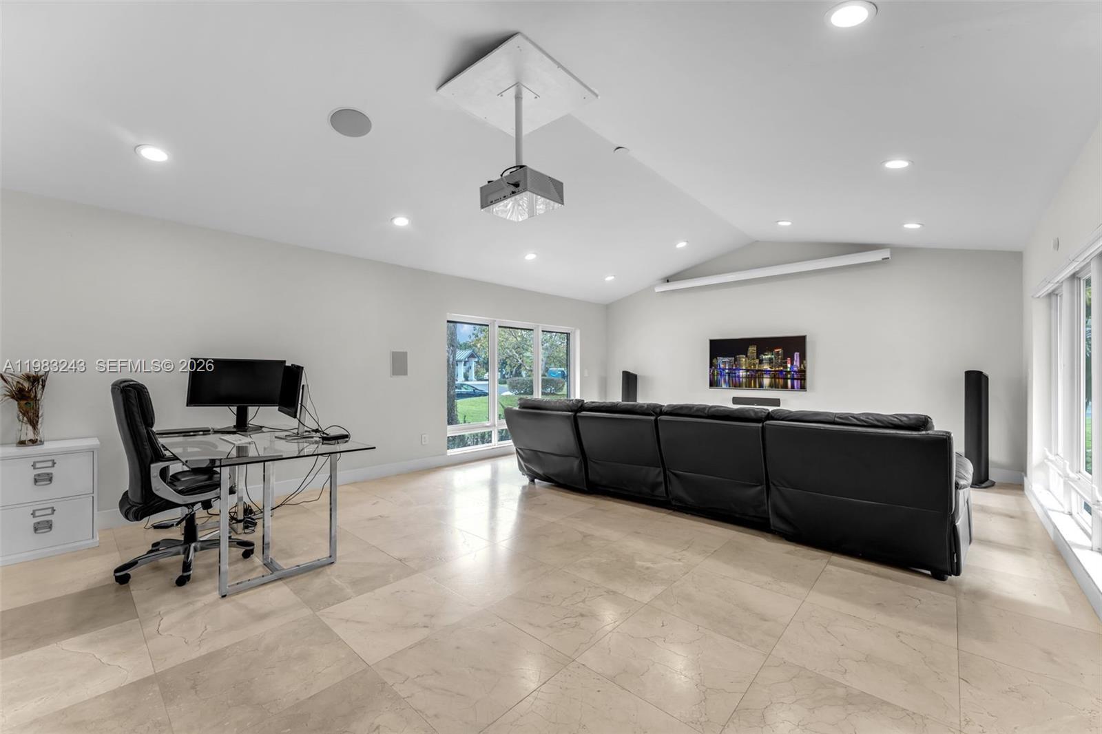 8967 SW 117th St, Miami FL 33176