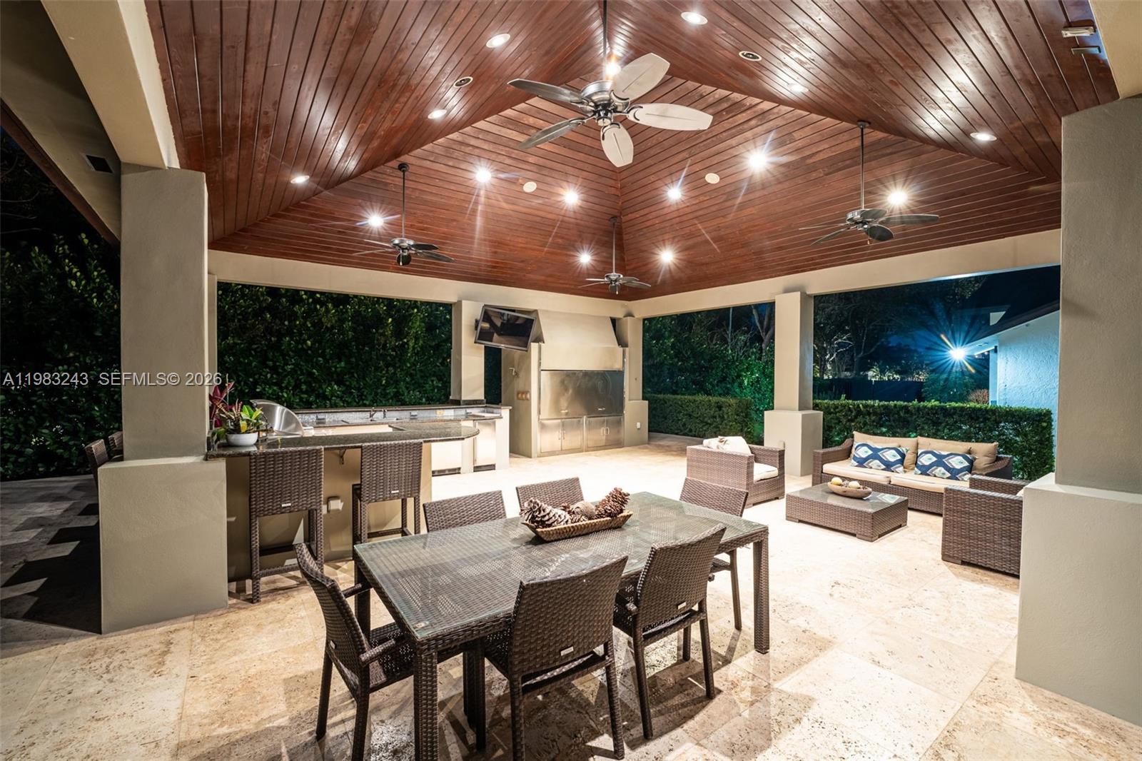 8967 SW 117th St, Miami FL 33176