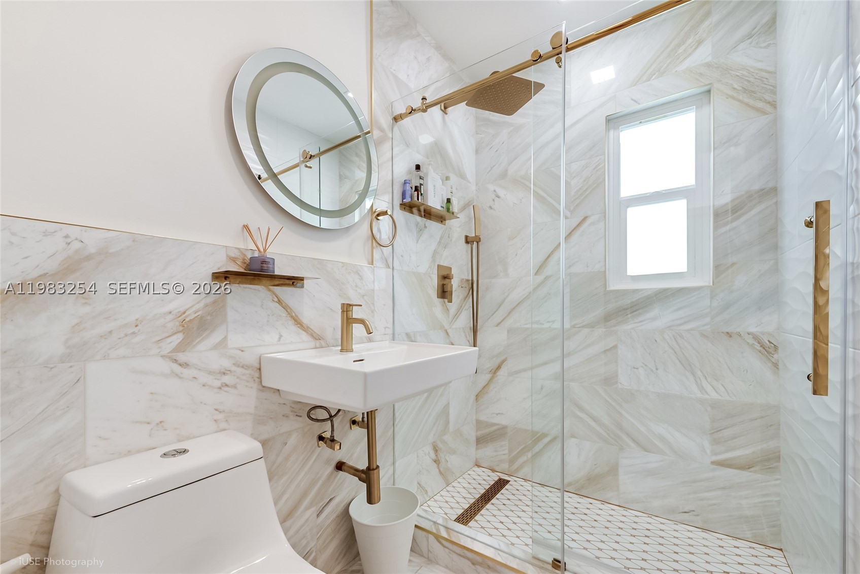 7235 SW 39th St, Miami FL 33155