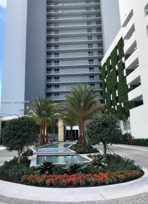 16385 Biscayne Blvd #2702, North Miami Beach FL 33160