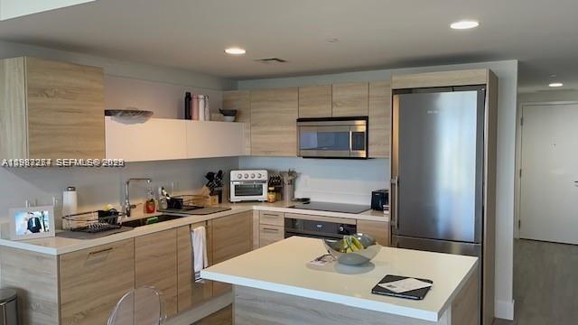 16385 Biscayne Blvd #2702, North Miami Beach FL 33160