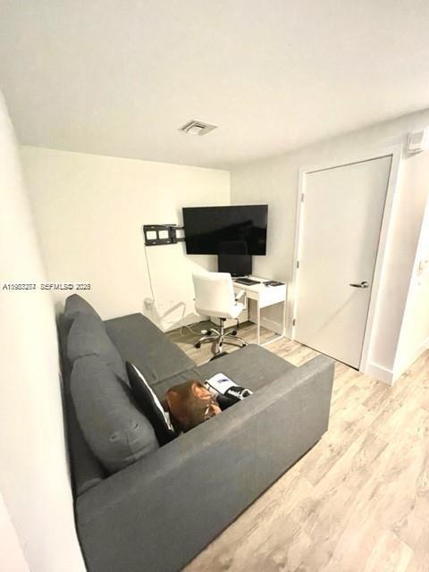 16385 Biscayne Blvd #2702, North Miami Beach FL 33160