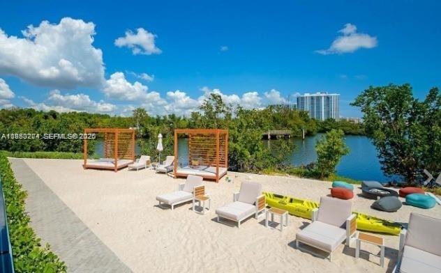16385 Biscayne Blvd #2702, North Miami Beach FL 33160