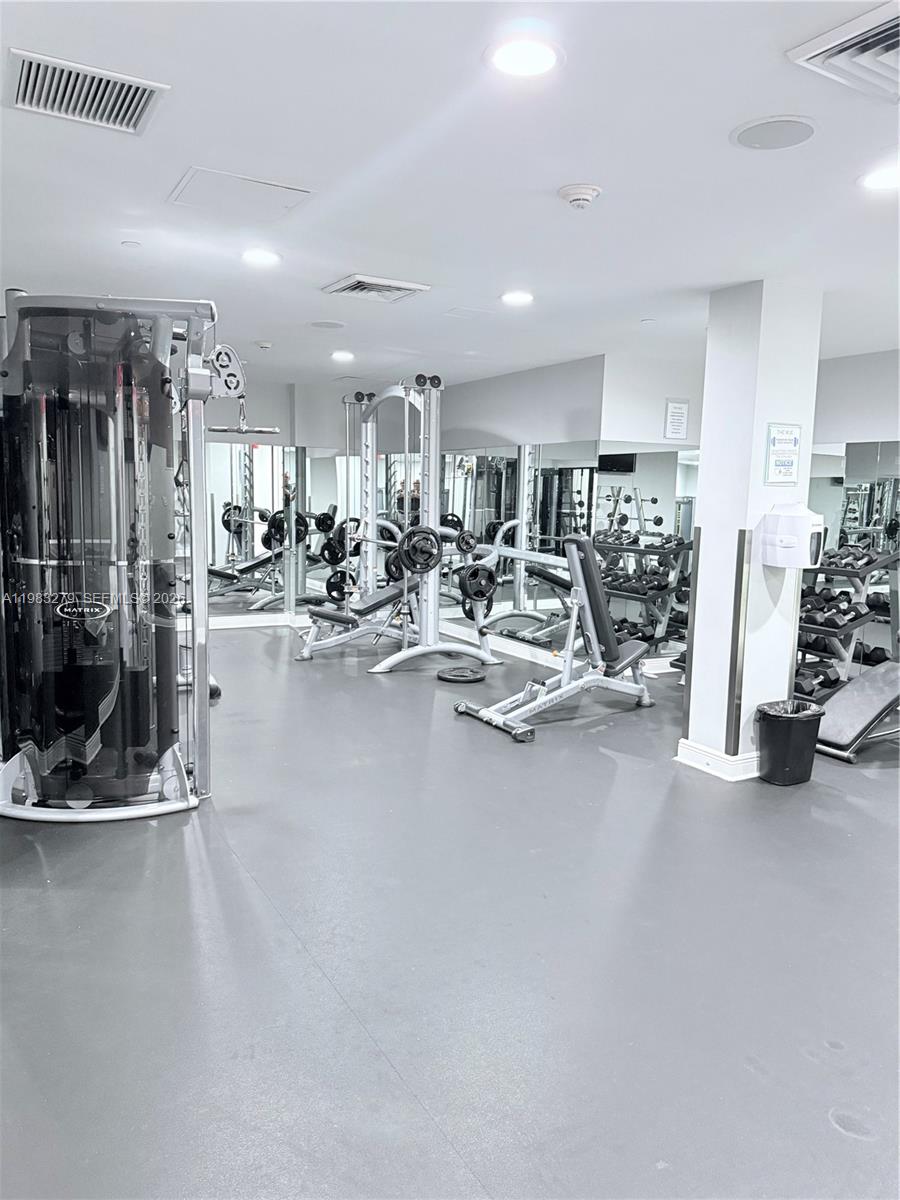 1250 S Miami Ave #1803, Miami FL 33130