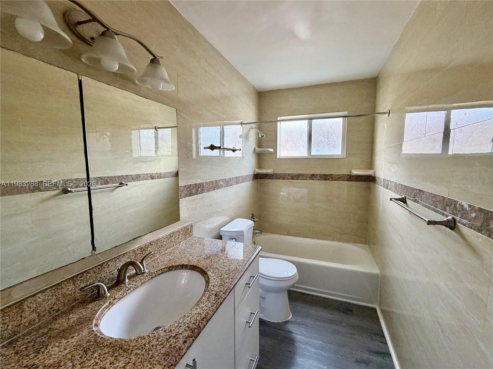 1305 NW 4th St #3, Miami FL 33125