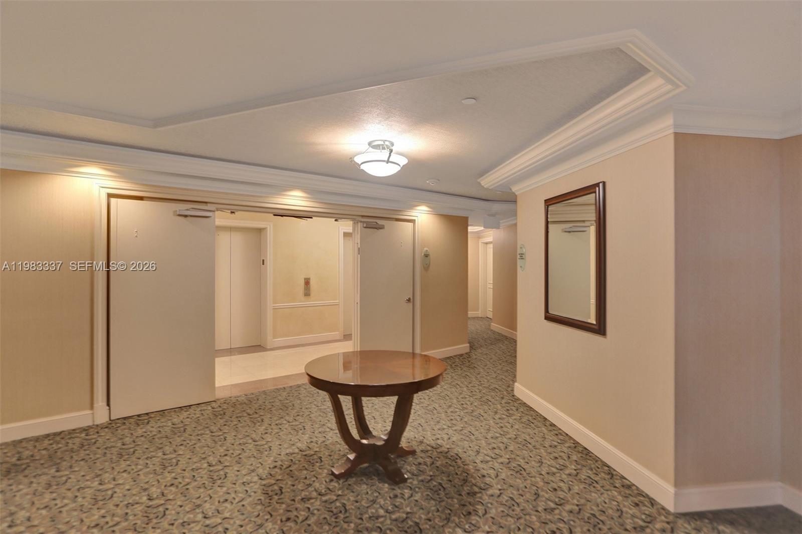 20000 E Country Club Dr #211, Aventura FL 33180