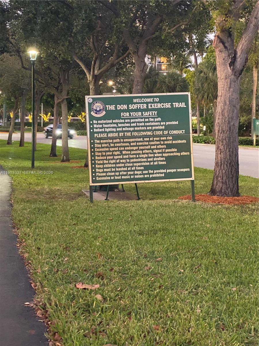 20000 E Country Club Dr #211, Aventura FL 33180