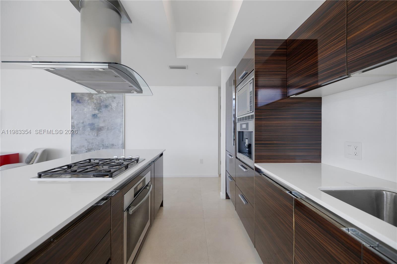 3737 Collins Ave #S-803, Miami Beach FL 33140