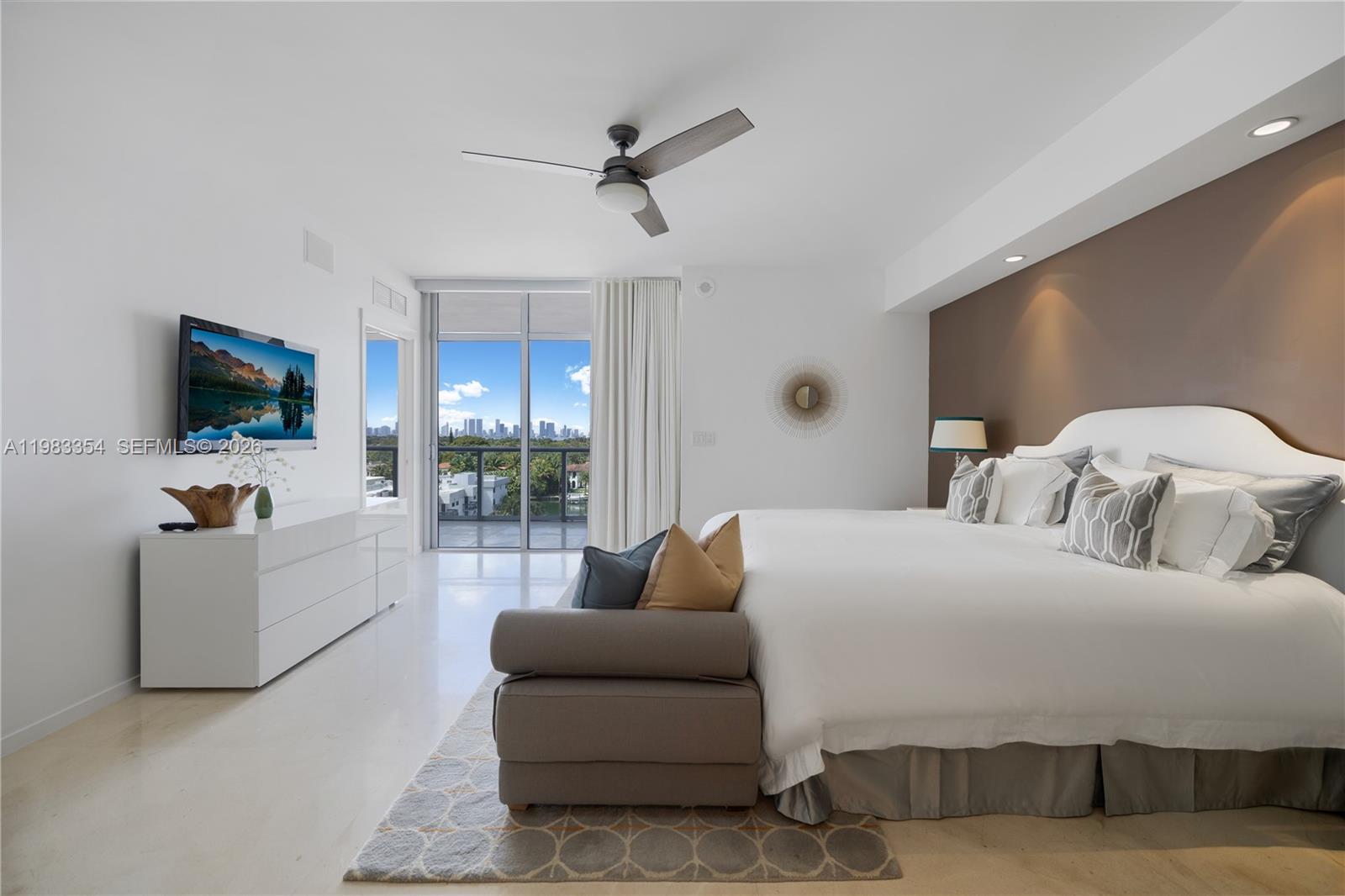 3737 Collins Ave #S-803, Miami Beach FL 33140